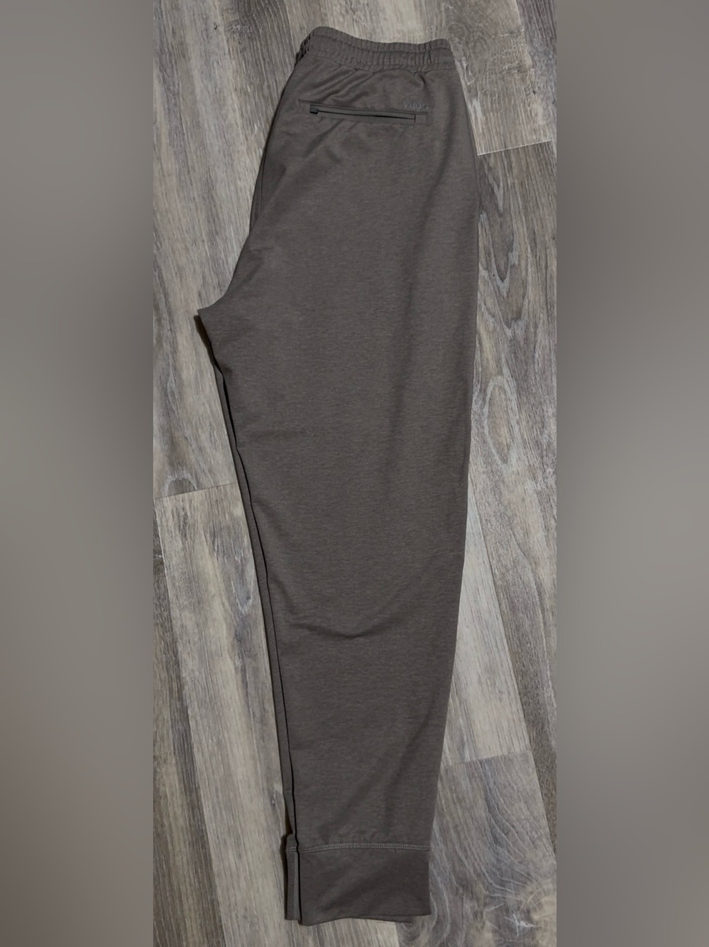 Vuori Men's Casual Jogger Pants -